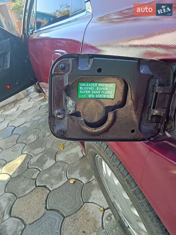 Седан Mazda Xedos 9 1995 в Чугуеве