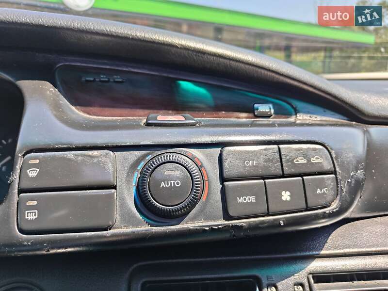 Седан Mazda Xedos 9 1994 в Кременчуці