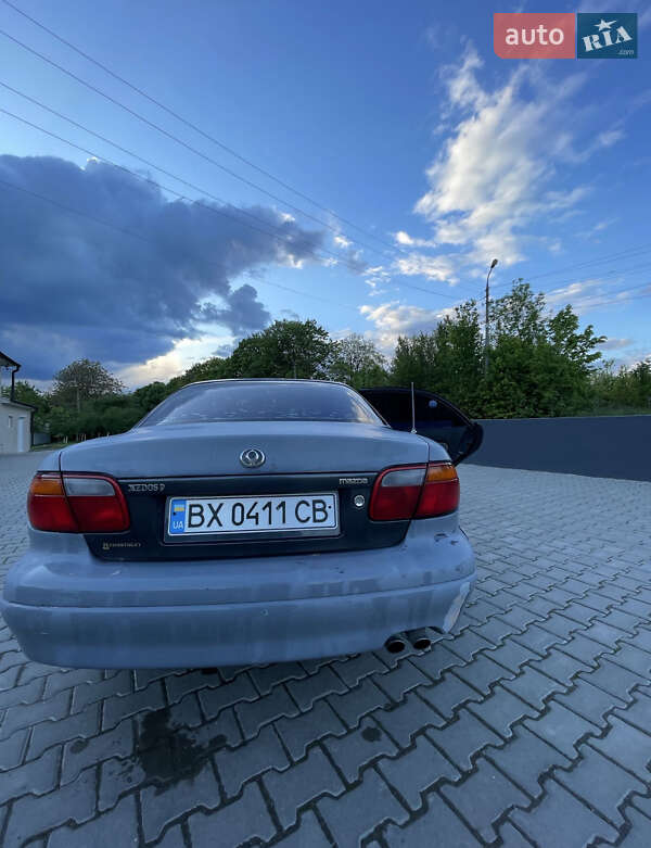 Седан Mazda Xedos 9 1994 в Дунаевцах