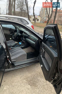 Седан Mazda Xedos 9 1997 в 