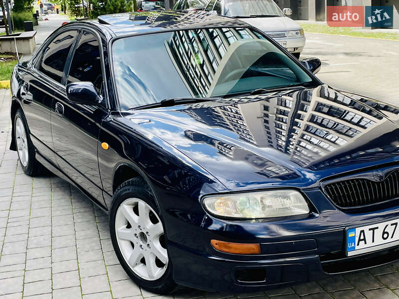 Седан Mazda Xedos 9 1993 в Ивано-Франковске