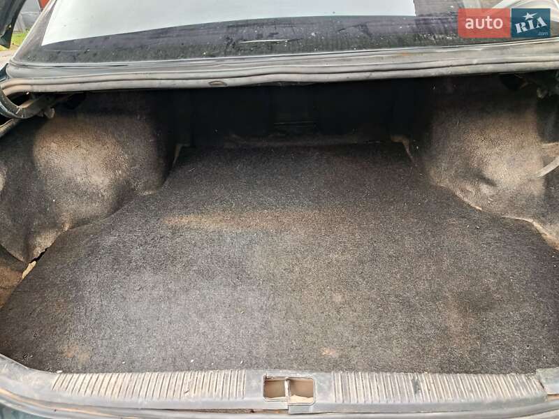 Седан Mazda Xedos 9 1997 в Бучачі