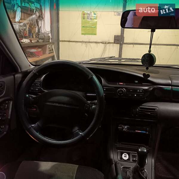 Седан Mazda Xedos 9 1995 в Знаменке