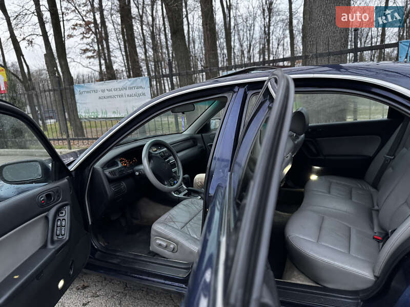 Седан Mazda Xedos 9 1997 в Киеве