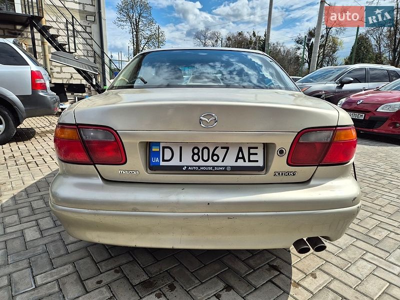 Седан Mazda Xedos 9 1996 в Сумах