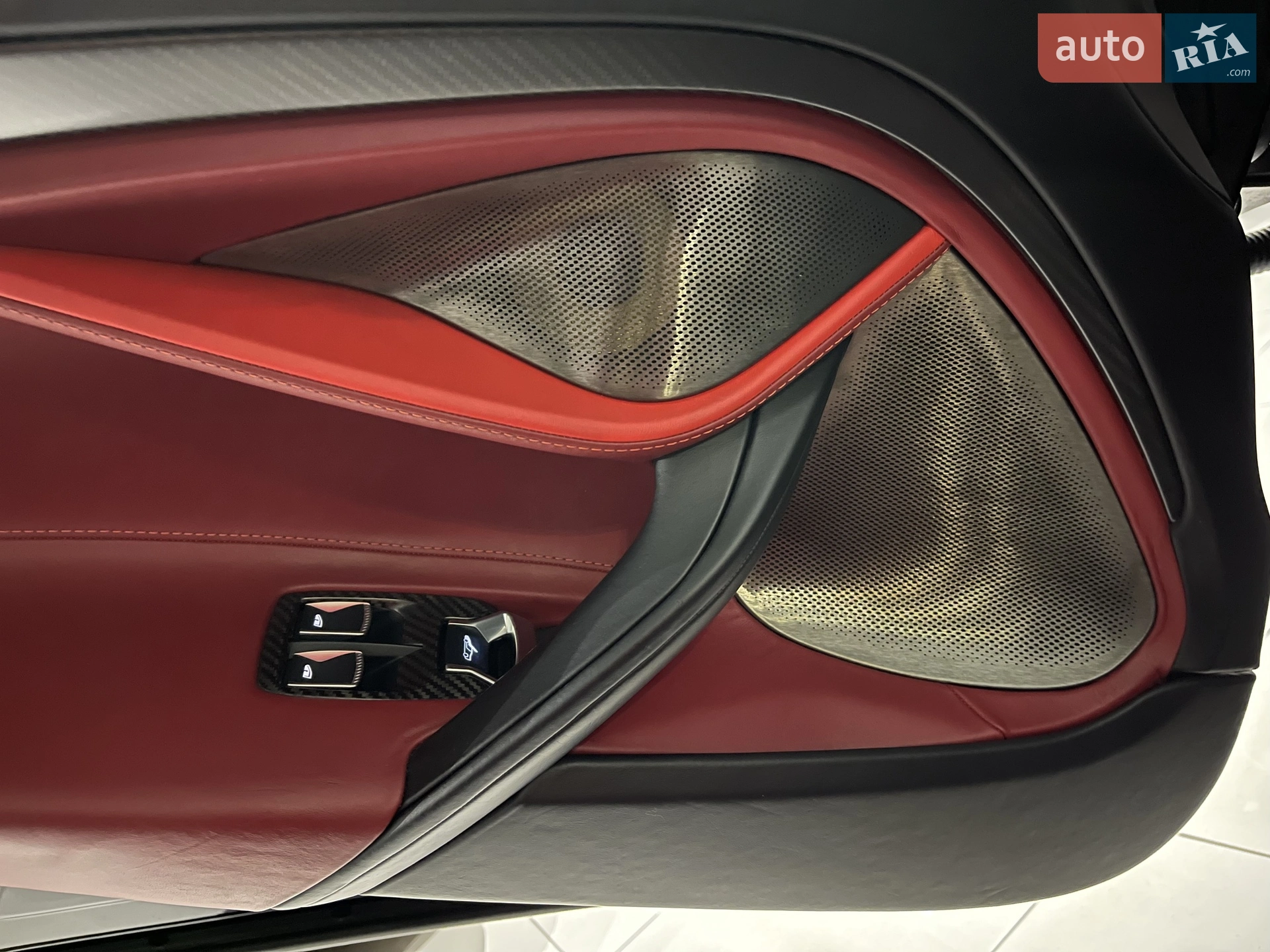 2018 McLaren 720S - мініатюра 103
