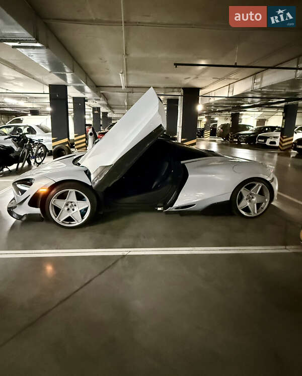 Купе McLaren 720S 2018 в Одесі фото 23 Купе McLaren 720S 2018 в Одесі