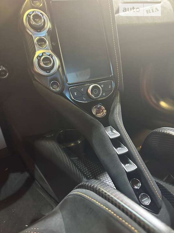 Купе McLaren 765LT 2020 в Харкові