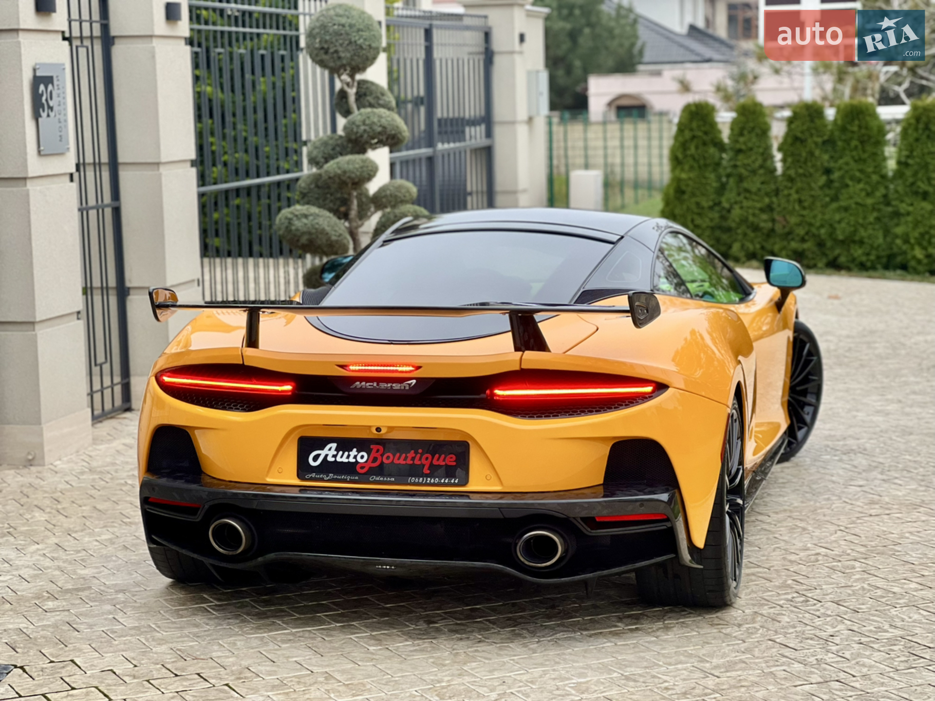 2019 McLaren GT - мініатюра 16