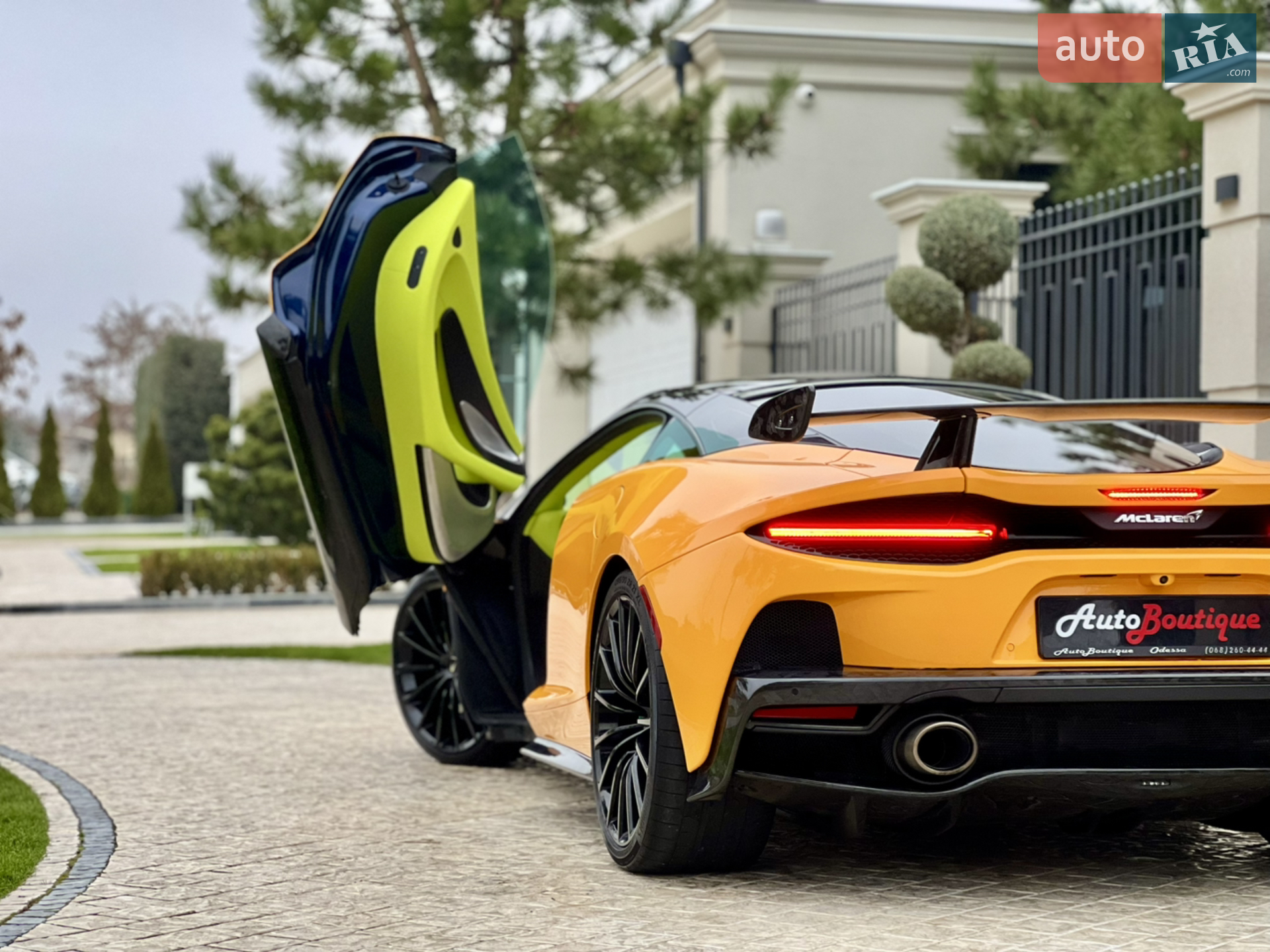 2019 McLaren GT - мініатюра 13