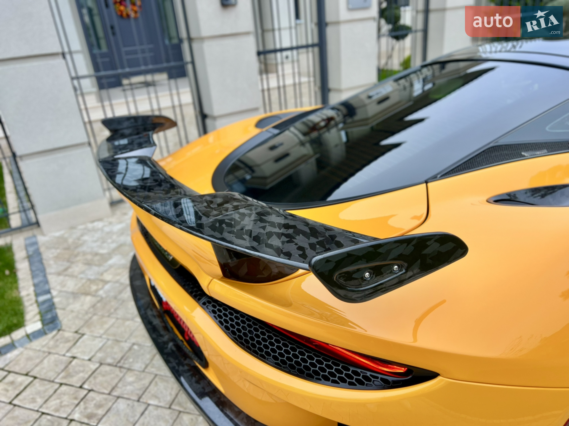 2019 McLaren GT - мініатюра 30