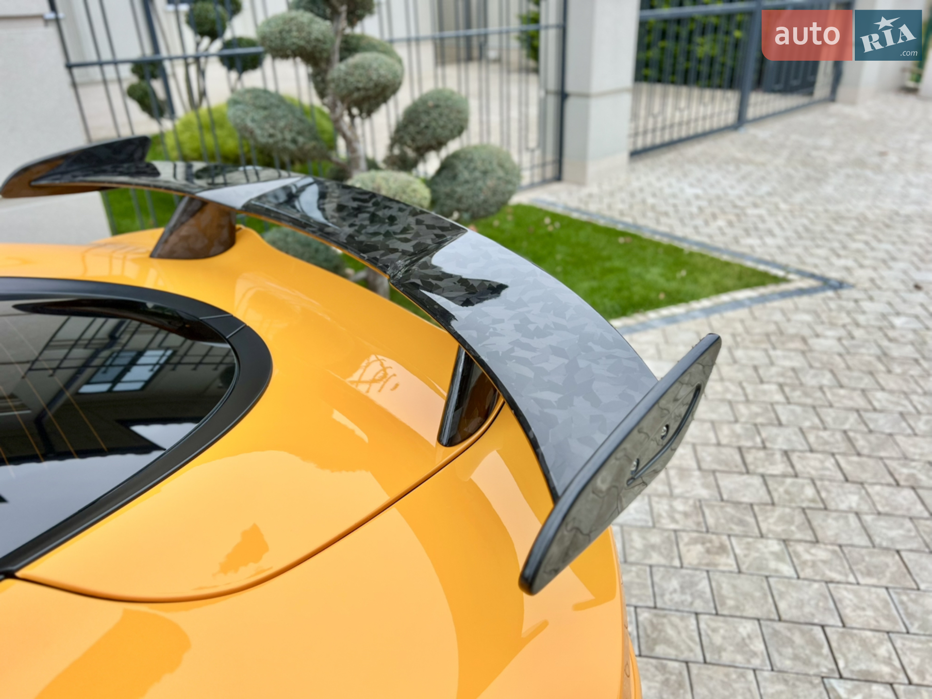 2019 McLaren GT - мініатюра 33
