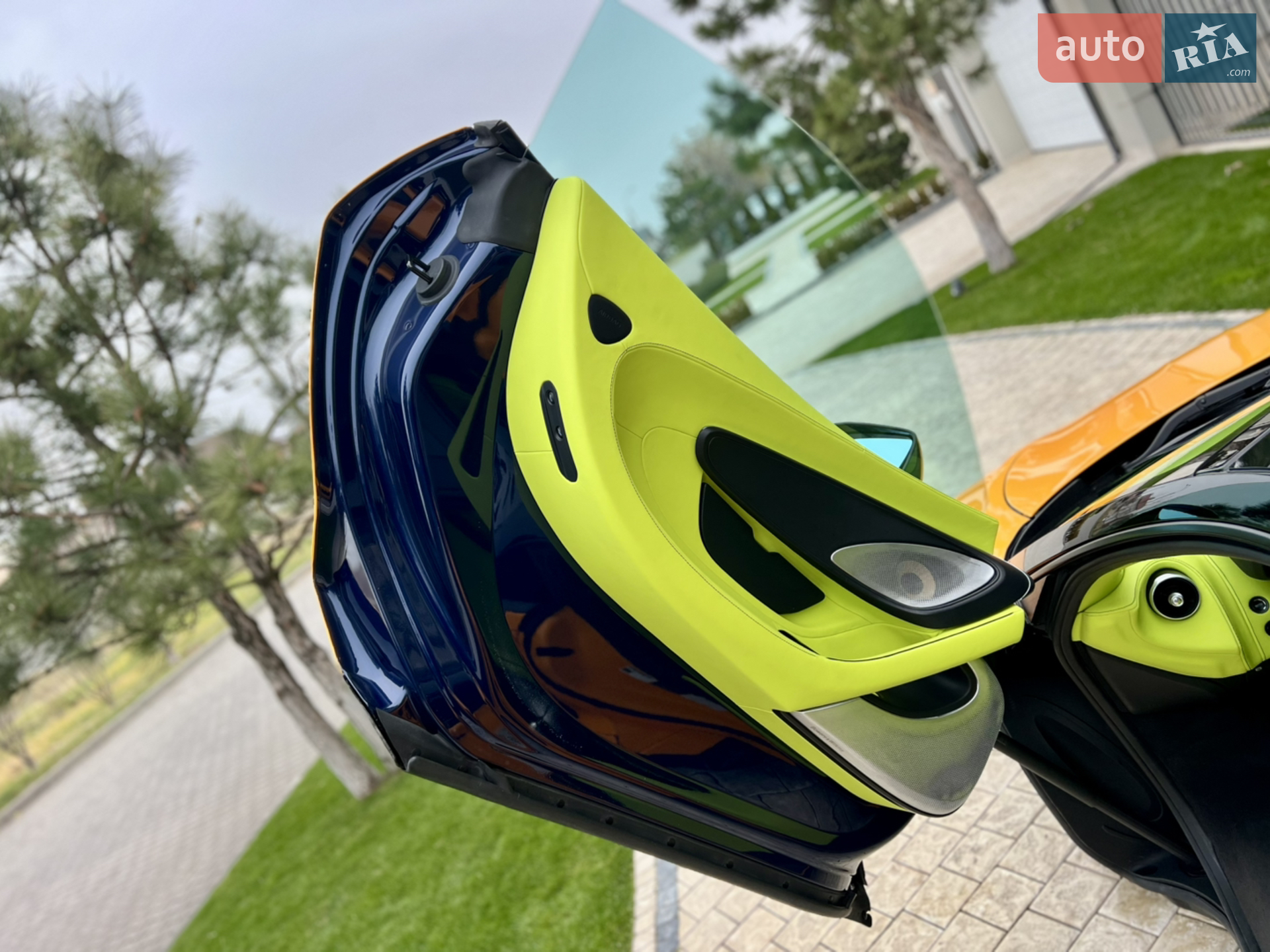 2019 McLaren GT - мініатюра 35