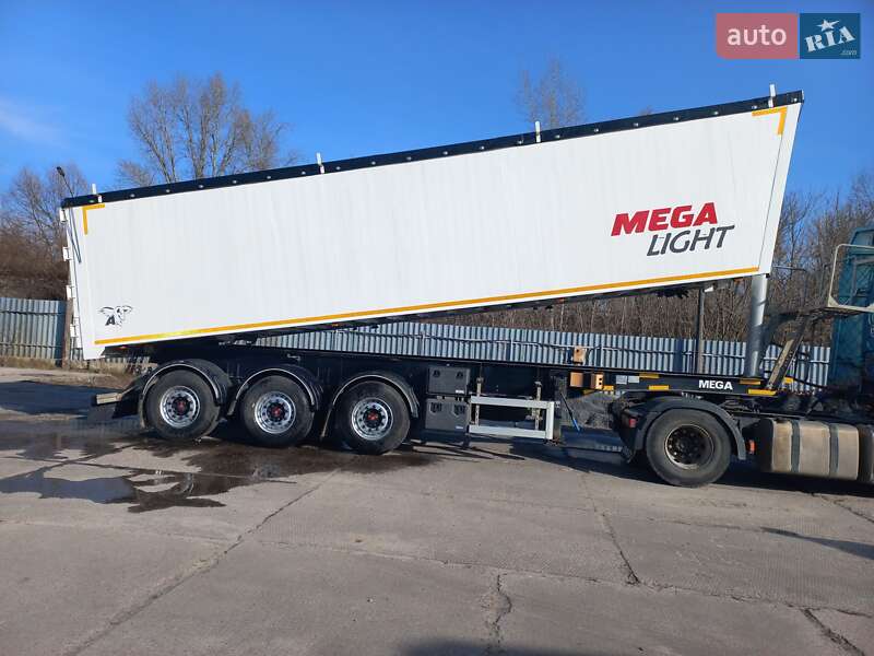 Самоскид напівпричіп MEGA MNL 2017 в Остер