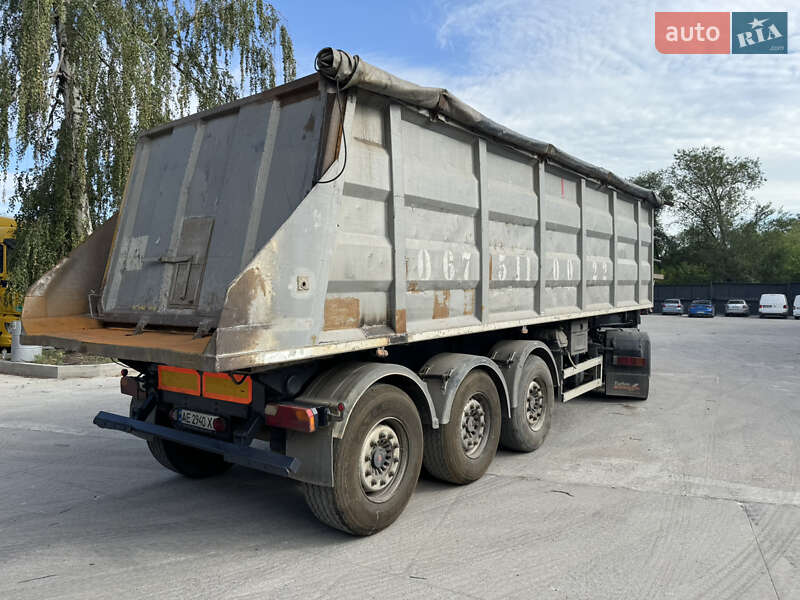 Самосвал полуприцеп MEGA MNW 2007 в Днепре