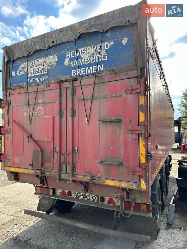 Самоскид напівпричіп MEGA MNW 2008 в Дніпрі