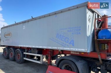 Самоскид напівпричіп MEGA MNW 2008 в Умані