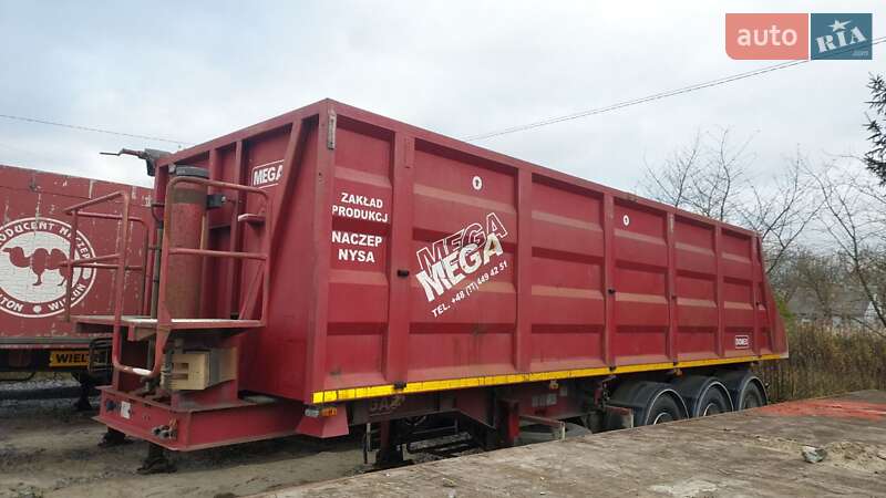 Самоскид напівпричіп MEGA SAF 2006 в Рівному