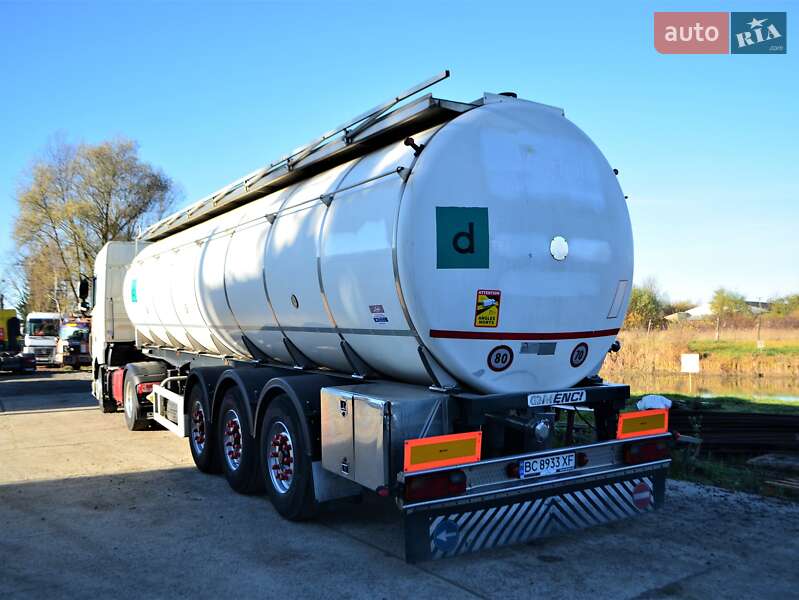 Цистерна полуприцеп Menci SA 2007 в Львове