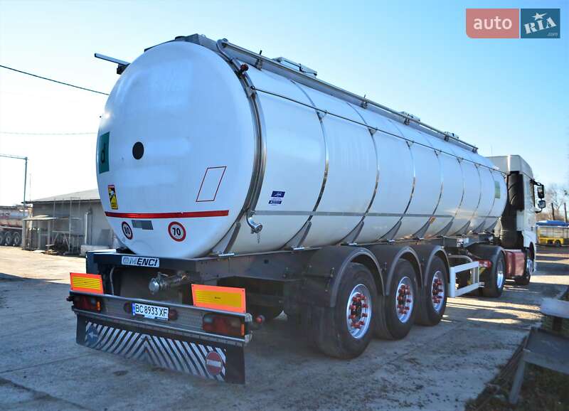 Цистерна полуприцеп Menci SA 2007 в Львове