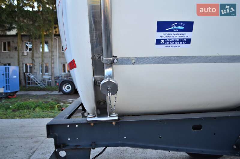 Цистерна полуприцеп Menci SA 2007 в Львове