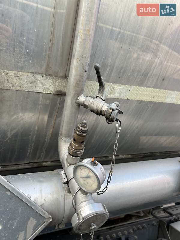 Цистерна полуприцеп Menci SA 2008 в Киеве фото 10 Цистерна полуприцеп Menci SA 2008 в Киеве