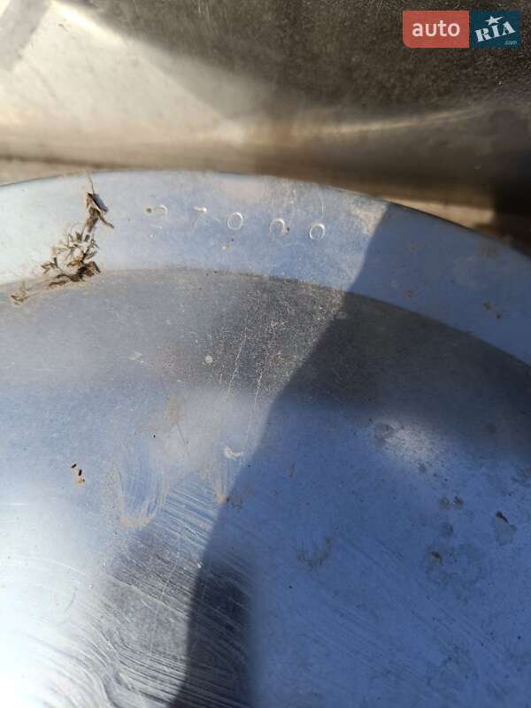 Цистерна напівпричіп Menci SA 2008 в Хмельницькому