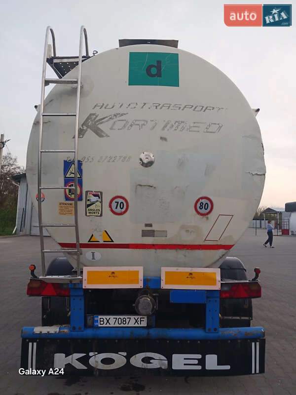 Цистерна напівпричіп Menci SA 2009 в Хмельницькому