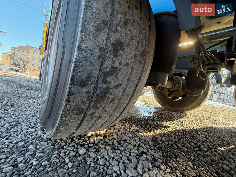 Цистерна полуприцеп Menci SA 2007 в Нежине