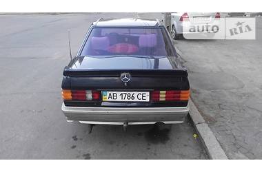 Седан Mercedes-Benz 190 1983 в 