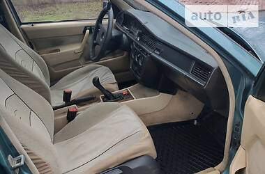 Седан Mercedes-Benz 190 1986 в 