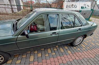 Седан Mercedes-Benz 190 1985 в Радехові