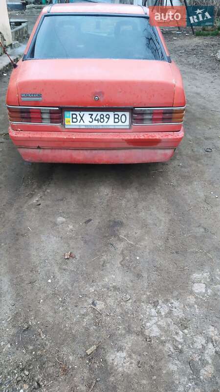 Седан Mercedes-Benz 190 1986 в Сокирянах
