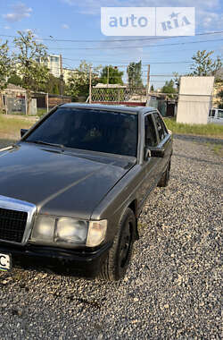 Седан Mercedes-Benz 190 1987 в Миколаєві