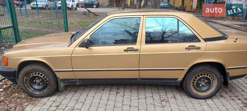 Седан Mercedes-Benz 190 1991 в Ужгороде