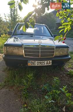 Седан Mercedes-Benz 190 1988 в 