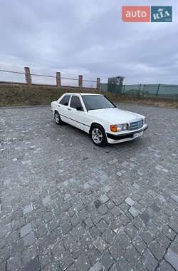 Седан Mercedes-Benz 190 1986 в Ровно