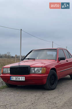 Седан Mercedes-Benz 190 1984 в Переяславе