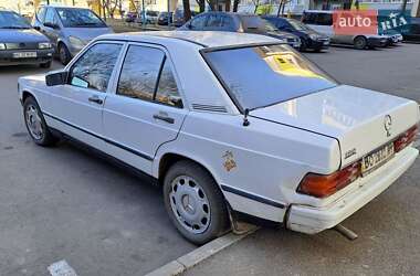 Седан Mercedes-Benz 190 1983 в Луцке