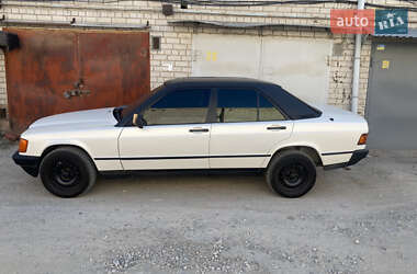 Седан Mercedes-Benz 190 1985 в 