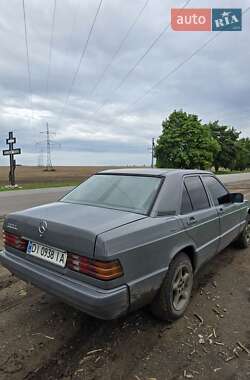 Седан Mercedes-Benz 190 1986 в 