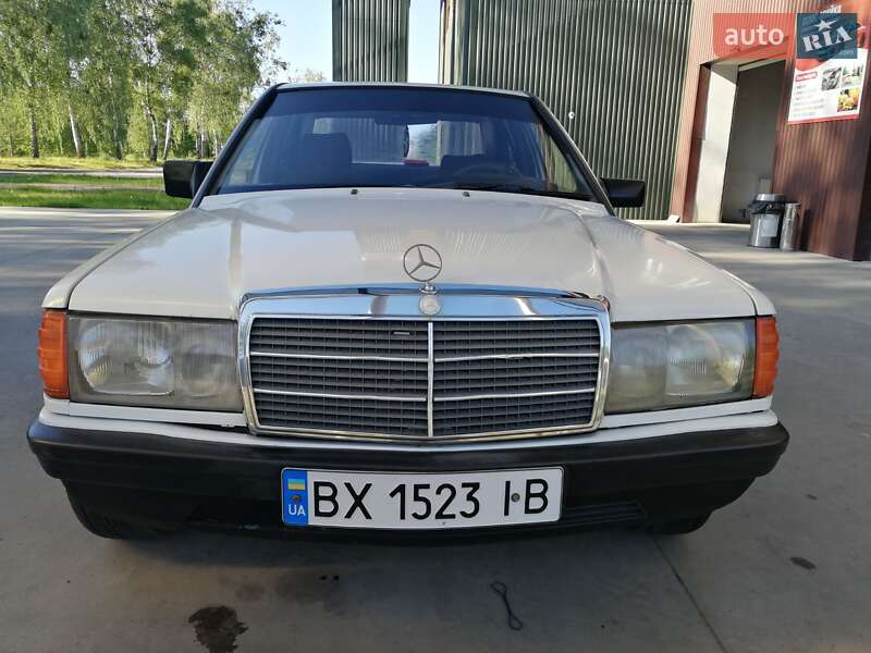 Седан Mercedes-Benz 190 1992 в Славуте