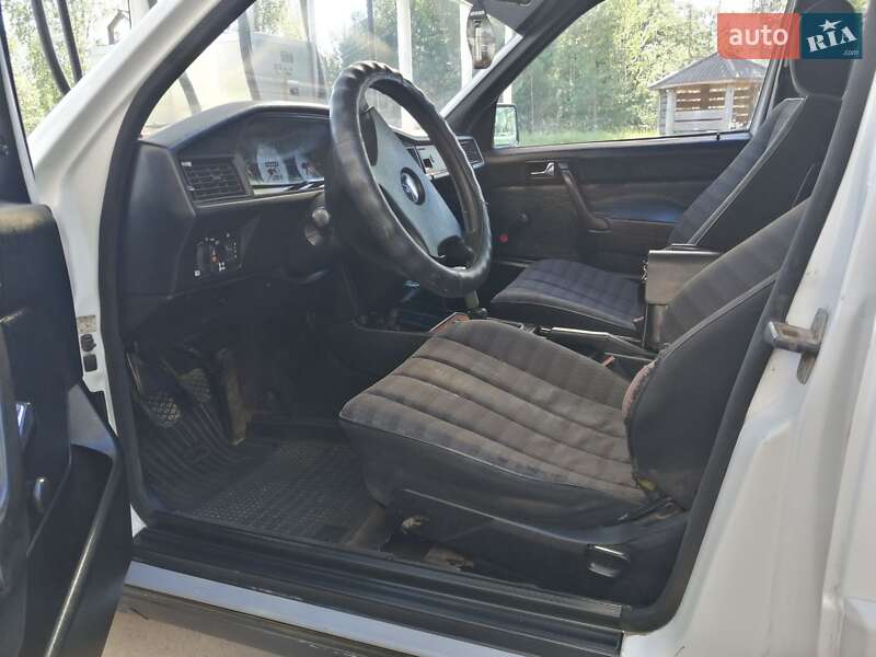 Седан Mercedes-Benz 190 1992 в Славуте
