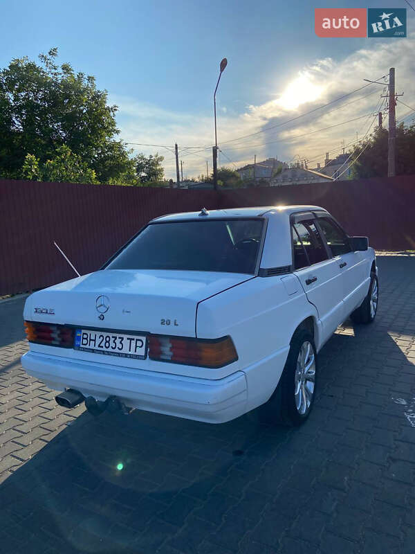Седан Mercedes-Benz 190 1990 в Одессе фото 3 Седан Mercedes-Benz 190 1990 в Одессе