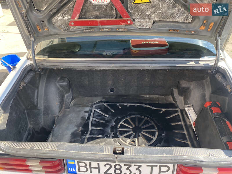 Седан Mercedes-Benz 190 1990 в Одессе фото 19 Седан Mercedes-Benz 190 1990 в Одессе