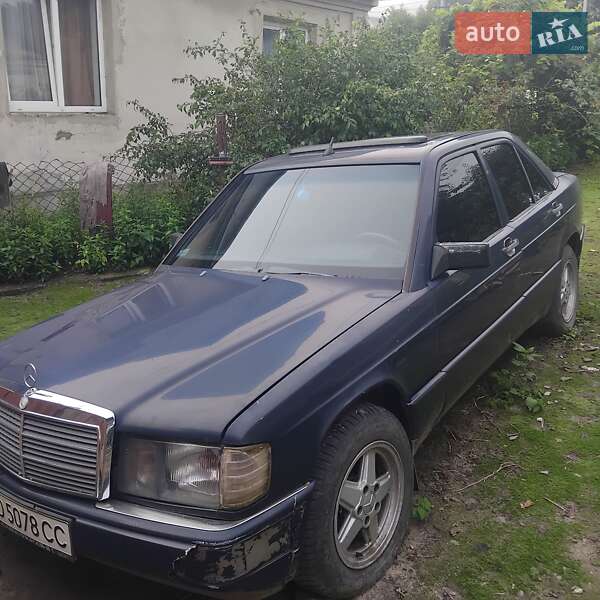 Mercedes-Benz 190 1987