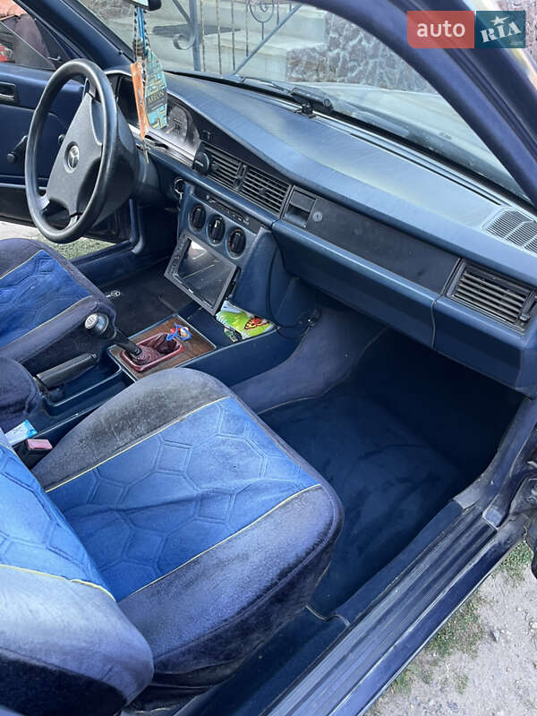 Седан Mercedes-Benz 190 1992 в Збараже