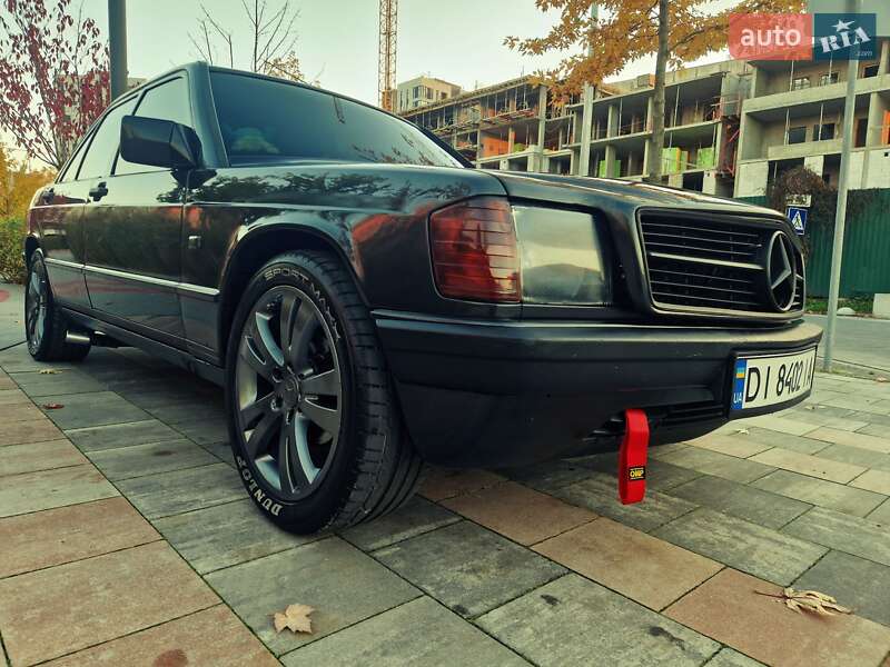 Седан Mercedes-Benz 190 1988 в Киеве