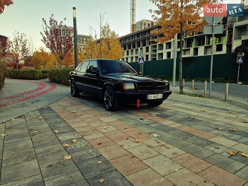Седан Mercedes-Benz 190 1988 в Киеве