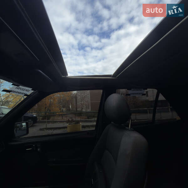 Седан Mercedes-Benz 190 1989 в Киеве фото 11 Седан Mercedes-Benz 190 1989 в Киеве